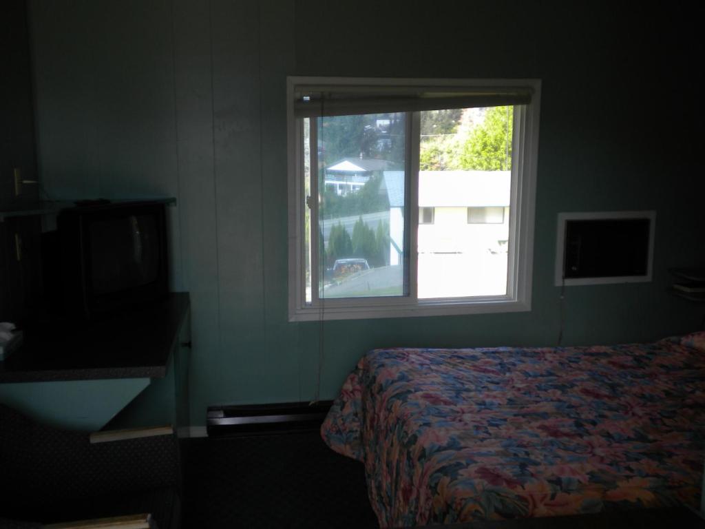 Pleasant View Motel Summerland Oda fotoğraf