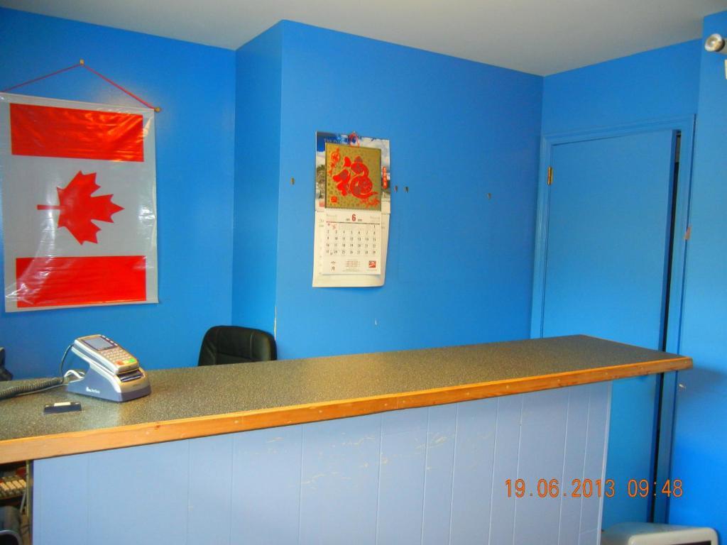 Pleasant View Motel Summerland Dış mekan fotoğraf